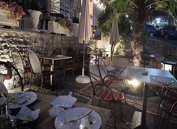 albania/gjirokaster-region/restaurant/rumors-restaurant-lounge