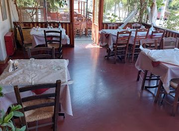 greece/lamia/restaurant/To-Arachovoli