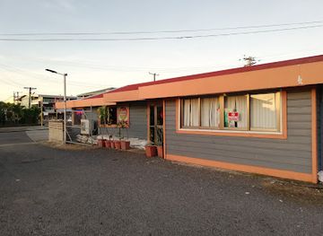 samoa/apia-waterfront/restaurant/island-grill-steak-seafood