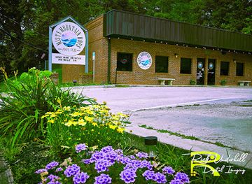 north-carolina/blue-ridge-mountains/restaurant/misty-mountain-hops-llc