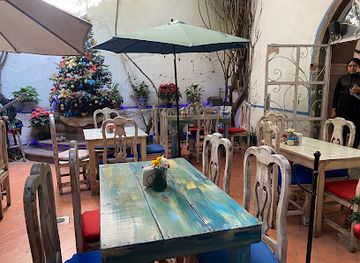 mexico/san-miguel-de-allende/restaurant/cafe-oso-azul