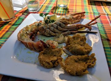 antigua-and-barbuda/redonda/restaurant/papa-zouk