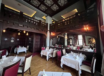 egypt/alexandria/anfoushi/restaurant/santa-lucia