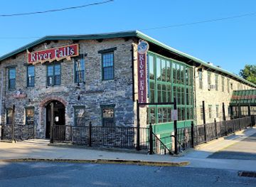rhode-island/blackstone-valley/restaurant/river-falls
