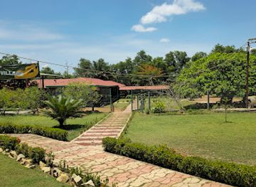 guinea/kindia-region/restaurant/maf-village