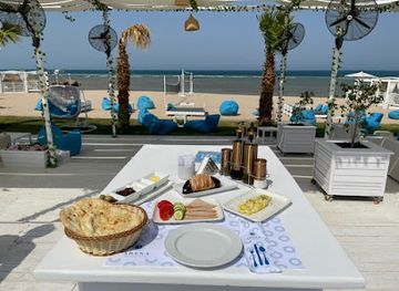 egypt/red-sea-coast/restaurant/arena-restaurant-pool-beach
