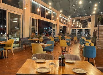 malta/gzira/restaurant/punto-bar-dine