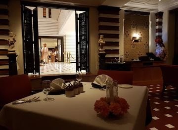 india/agra/taj-ganj/restaurant/esphahan