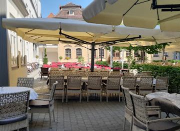 germany/erfurt/altstadt/restaurant/ristorante-pavarotti