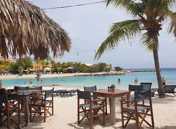 curacao/jan-thiel/restaurant/hemingway