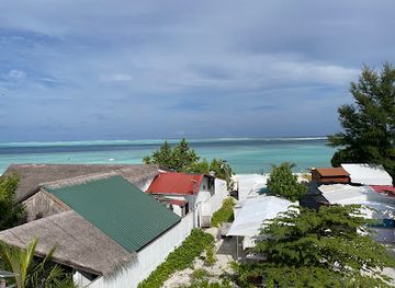 maldives/gulhi-island/restaurant/la-vista-cafe-bistro