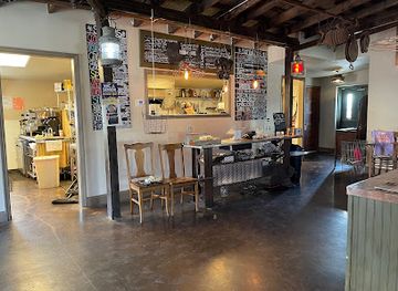 washington/the-columbia-basin/restaurant/ironworks-cafe-market