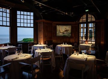 france/brittany-coast/restaurant/le-coquillage