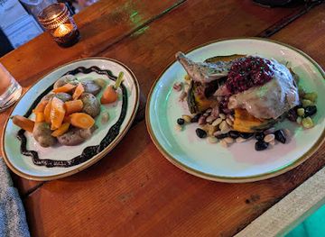 wisconsin/madeline-island/restaurant/miijim