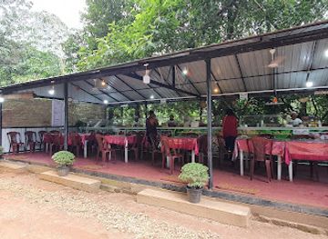 sri-lanka/sabaragamuwa-province/restaurant/govijana-hela-bojun