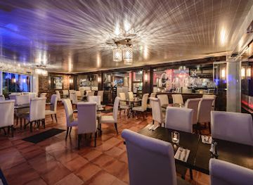 gibraltar/sandy-bay/restaurant/charlie-s-steak-house-and-grill