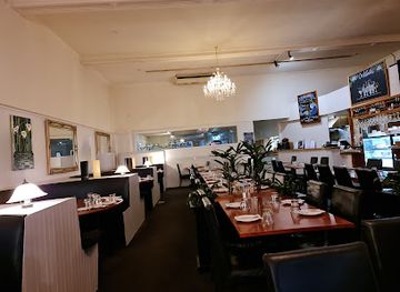 australia/western-district/restaurant/images-restaurant-cafe-and-cocktail-bar