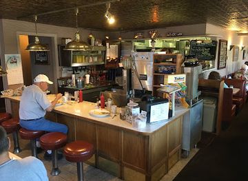 north-dakota/bismarck/restaurant/little-cottage-cafe