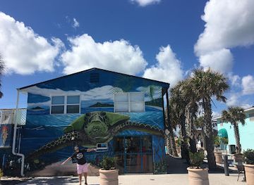 florida/cocoa-beach/restaurant/luna-food-wine-aka-luna-kahuna