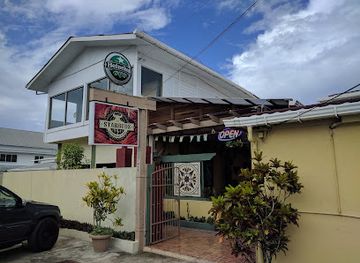 guyana/essequibo-islands-west-demerara/restaurant/starbuds