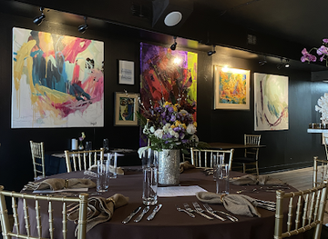 florida/naples-beach/restaurant/hyde-n-chic-restaurant