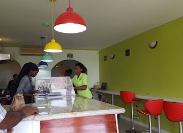 saint-lucia/castries/restaurant/livity-foods-ltd