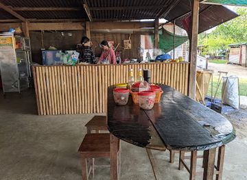laos/xekong-province/restaurant/haanahaannuknoeyahaanlaala