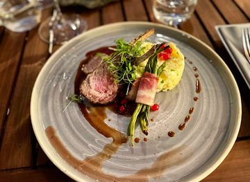 czechia/palava/restaurant/restaurant-blue-wagon