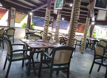 cook-islands/muri/restaurant/kikau-hut