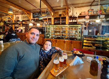 argentina/tierra-del-fuego-national-park/restaurant/ramos-generales-el-almacen