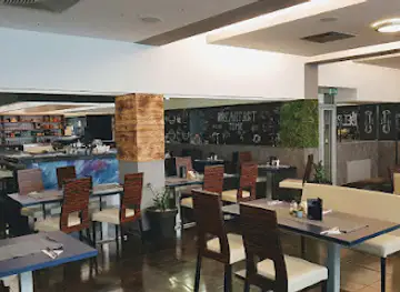 Del Patio cafe&restaurant