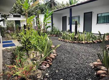 Island Hopper Hotel