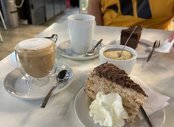 namibia/kavango/restaurant/bean-tree-cafe