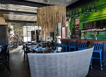 montana/the-bridger-mountains/restaurant/feast-raw-bar-bistro