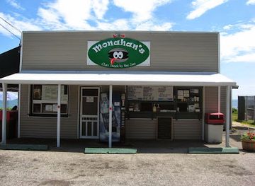 rhode-island/narragansett-bay/restaurant/monahan-s-clam-shack