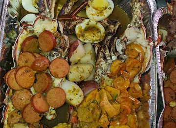 saint-kitts-and-nevis/cayon/restaurant/buffy-s-seafood-boil-eatery-sandals-wig-klozet