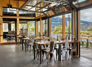 Solstice Wood Fire Pizza - Cafe & Bar