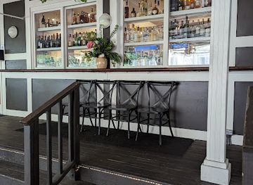 north-carolina/chapel-hill/restaurant/la-residence