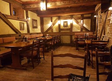 hungary/szekesfehervar/restaurant/salvator-bajor-etterem