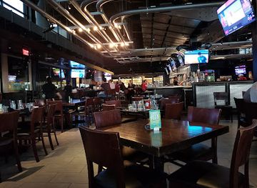 ohio/cincinnati/downtown-cincinnati/restaurant/yard-house