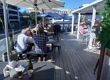new-zealand/new-plymouth/restaurant/the-rooftop-bar-eatery