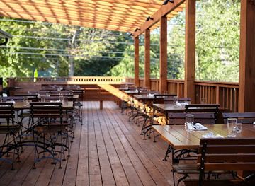 new-york/catskill-mountains/restaurant/silvia