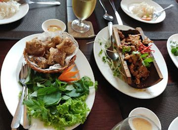 vietnam/northeast/restaurant/viet-village-restaurant