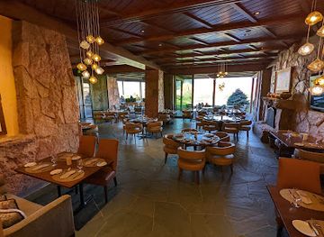 colorado/garden-of-the-gods/restaurant/grand-view