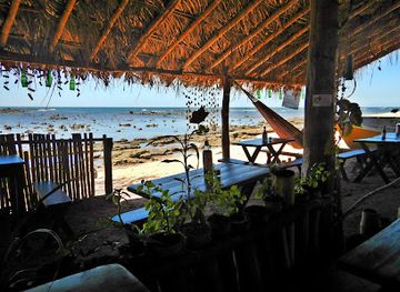 el-salvador/los-cobanos-beach/restaurant/bar-ballena