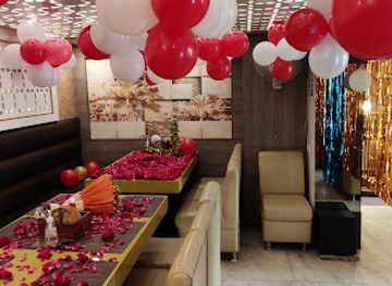 india/agra/rakabganj/restaurant/the-greens-restaurant-herbal-cafe