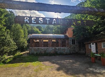 armenia/dilijan/restaurant/restaurant-deer