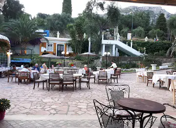 Nereids Restaurant & Bar