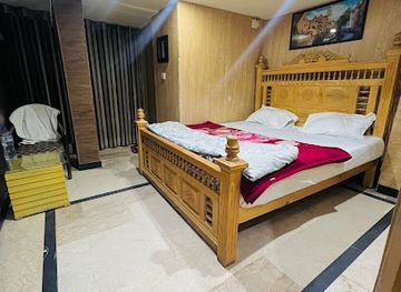 pakistan/rama-valley/restaurant/galyat-hotel