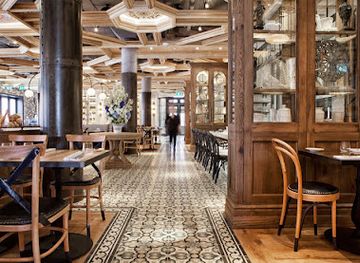 canada/toronto/distillery-district/restaurant/cluny-bistro-boulangerie